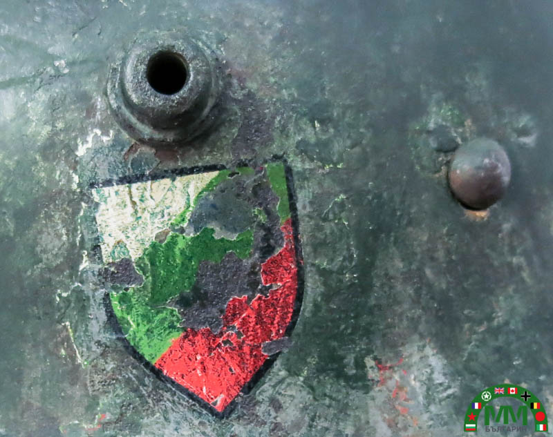 Casque български M. 16