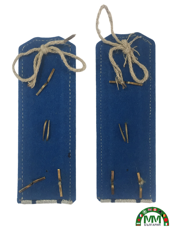 Epaulettes българскиs médecin