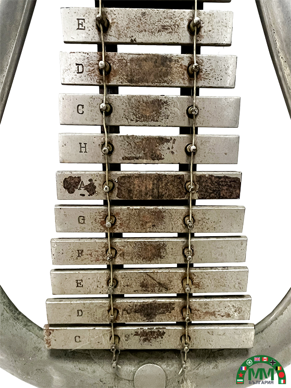 Lyre de musique militaire български
