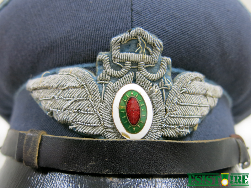 Пълна униформа pilote български