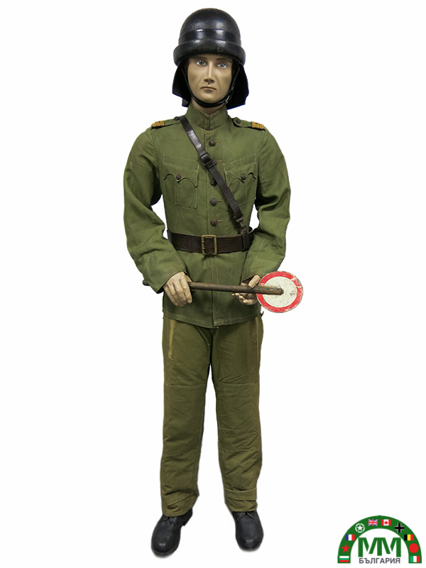 Пълна униформа български troupes blindées