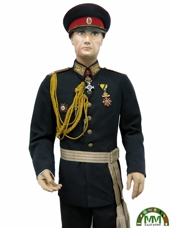 Пълна униформа général български