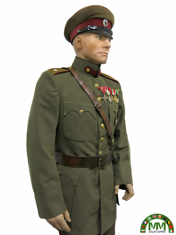 Пълна униформа général български