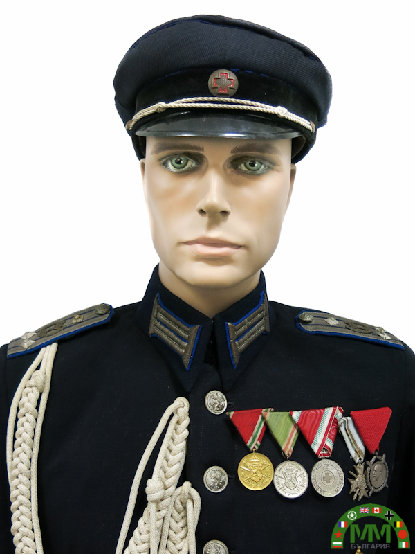 Пълна униформа български
