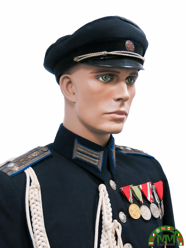 Пълна униформа български
