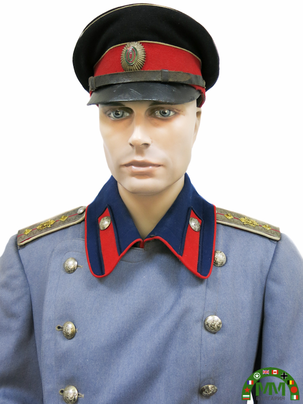 Пълна униформа български