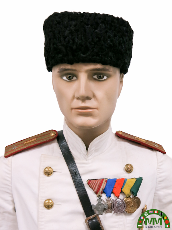 Пълна униформа български