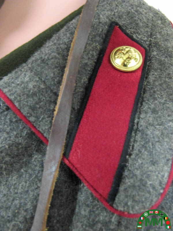 Пълна униформа български général