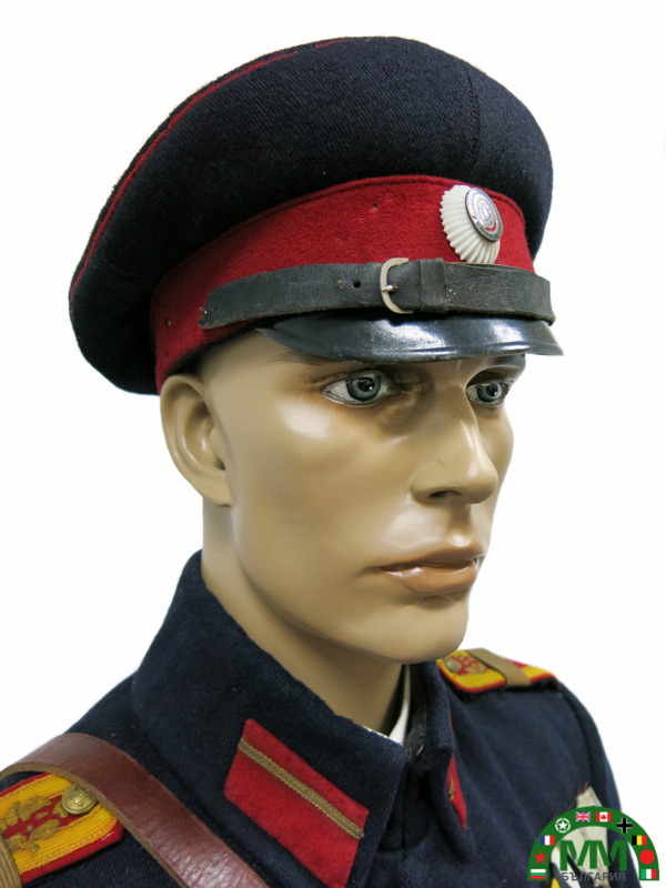 Пълна униформа български
