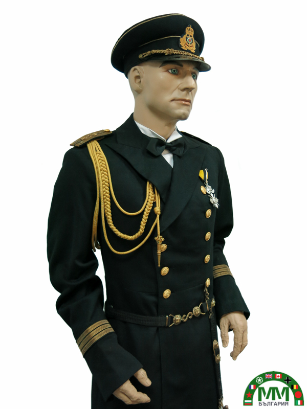 Пълна униформа marine български