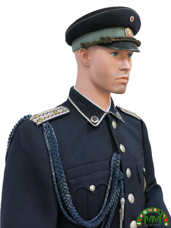 Tenue police български