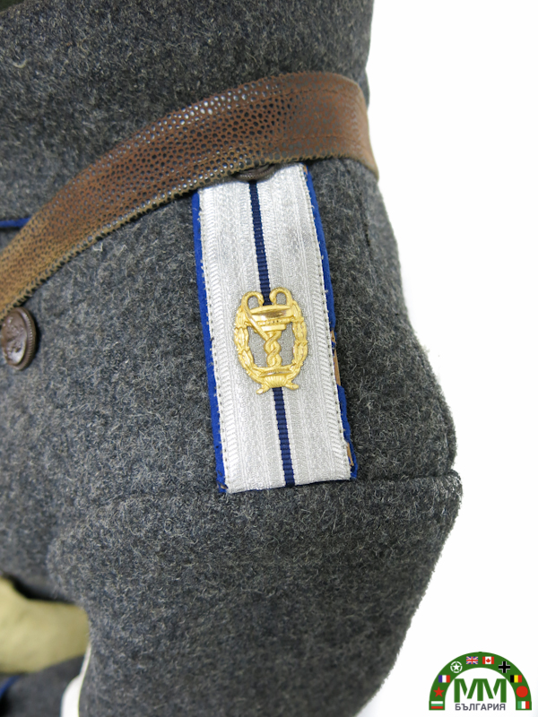 Пълна униформа български médecin
