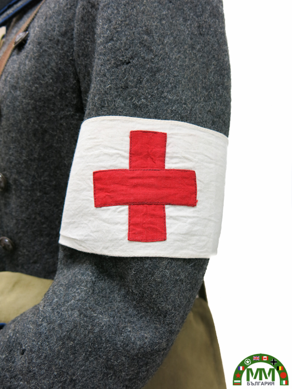 Пълна униформа български médecin