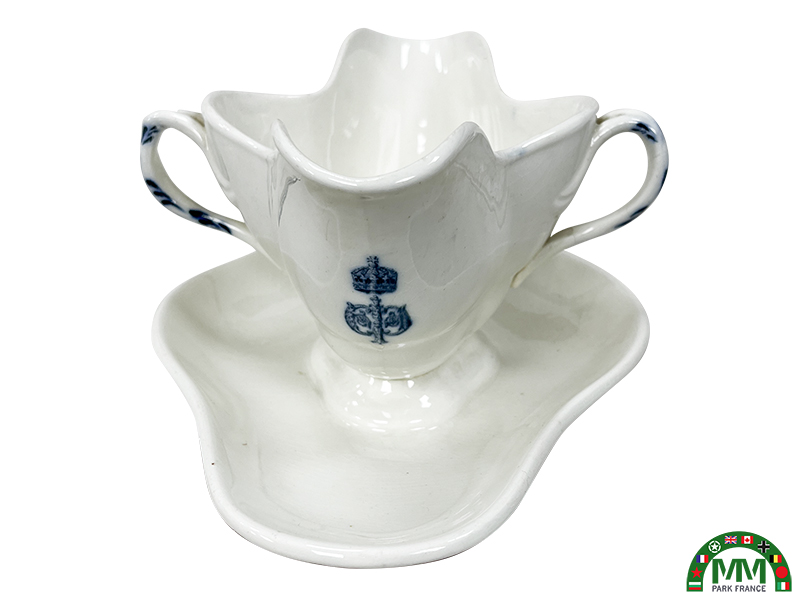 Sauciere български en porcelaine Ferdinand 1er