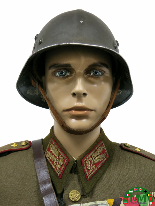 Пълна униформа général български