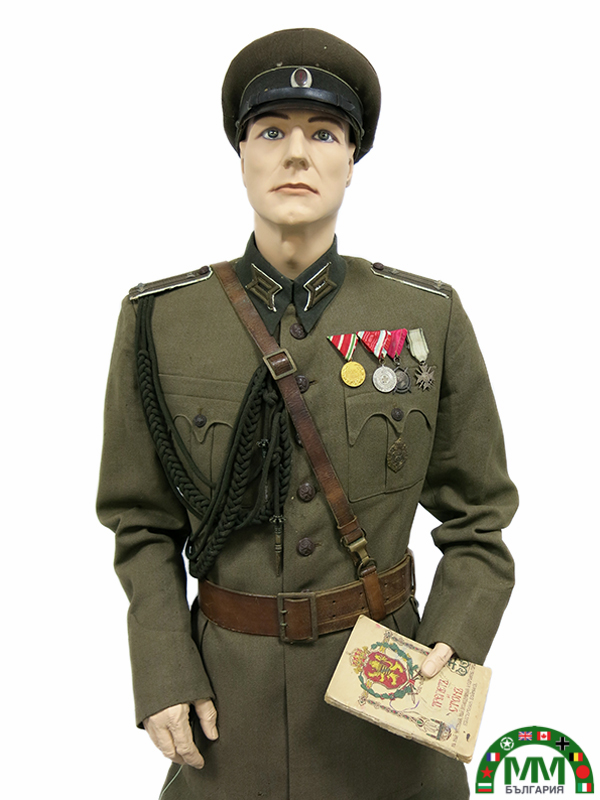 Пълна униформа български colonel service du travail